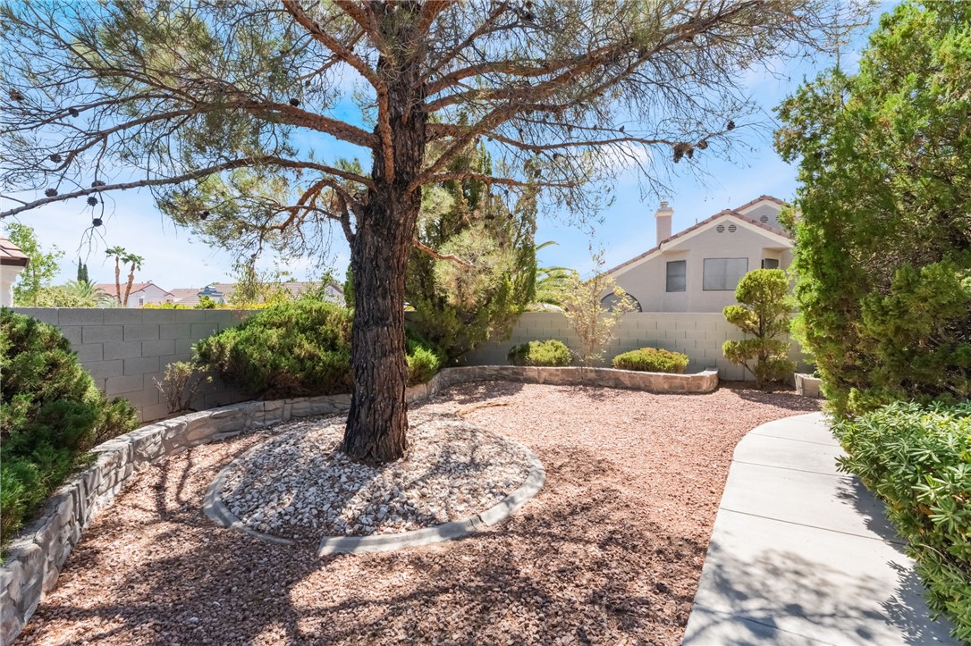 9109 Anchor Cove Court