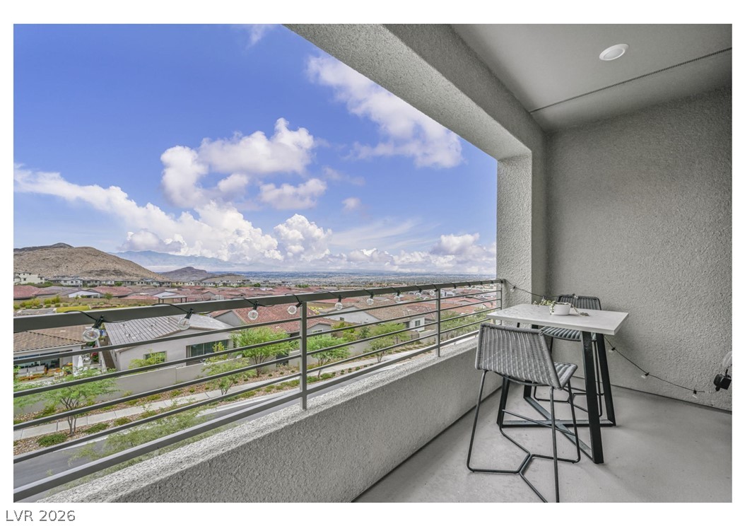 11682 Midnight Melody Avenue