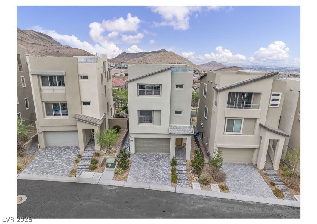 11682 Midnight Melody Avenue