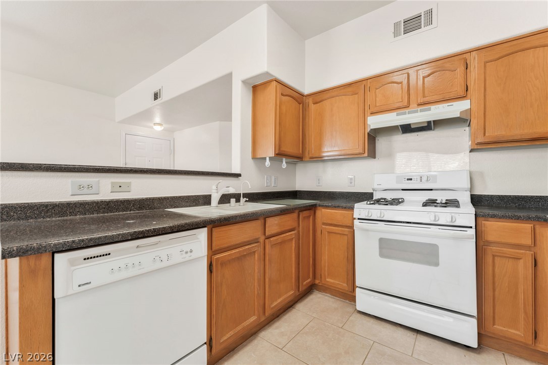 3400 Cabana Drive 2003