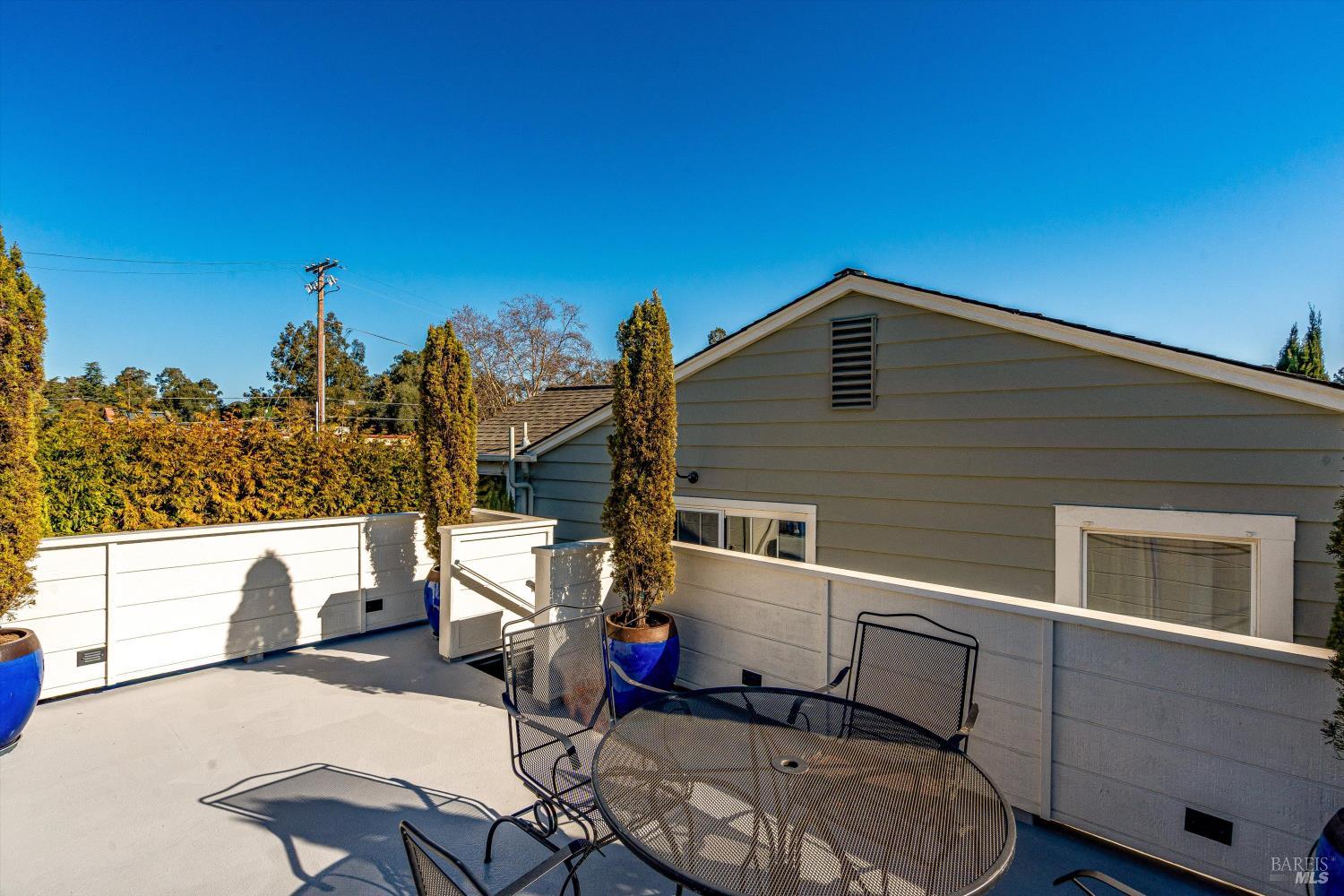 3 Highland Drive
