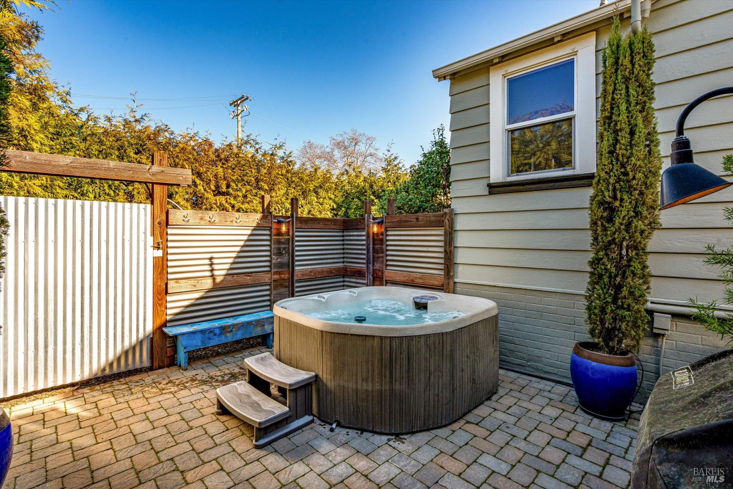 3 Highland Drive