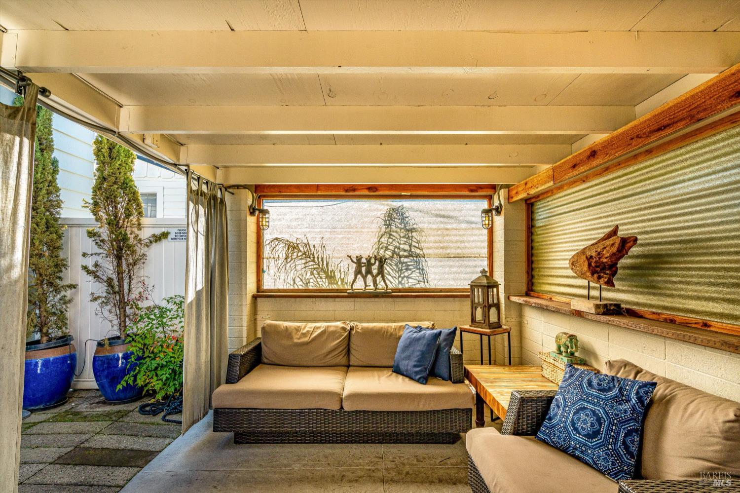 3 Highland Drive