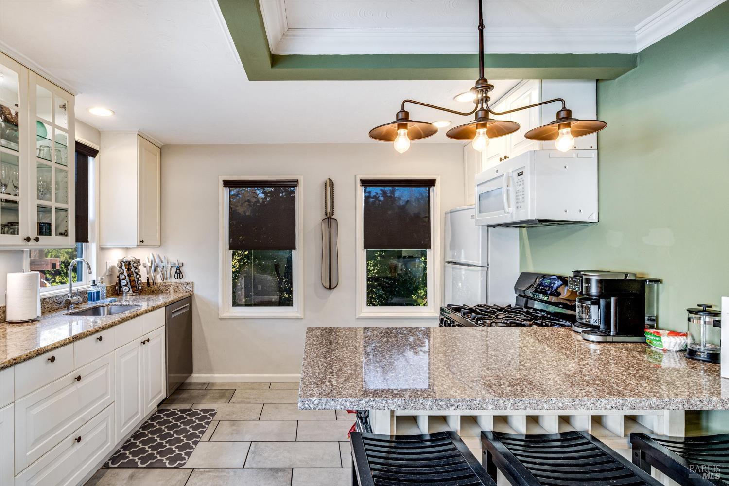 3 Highland Drive