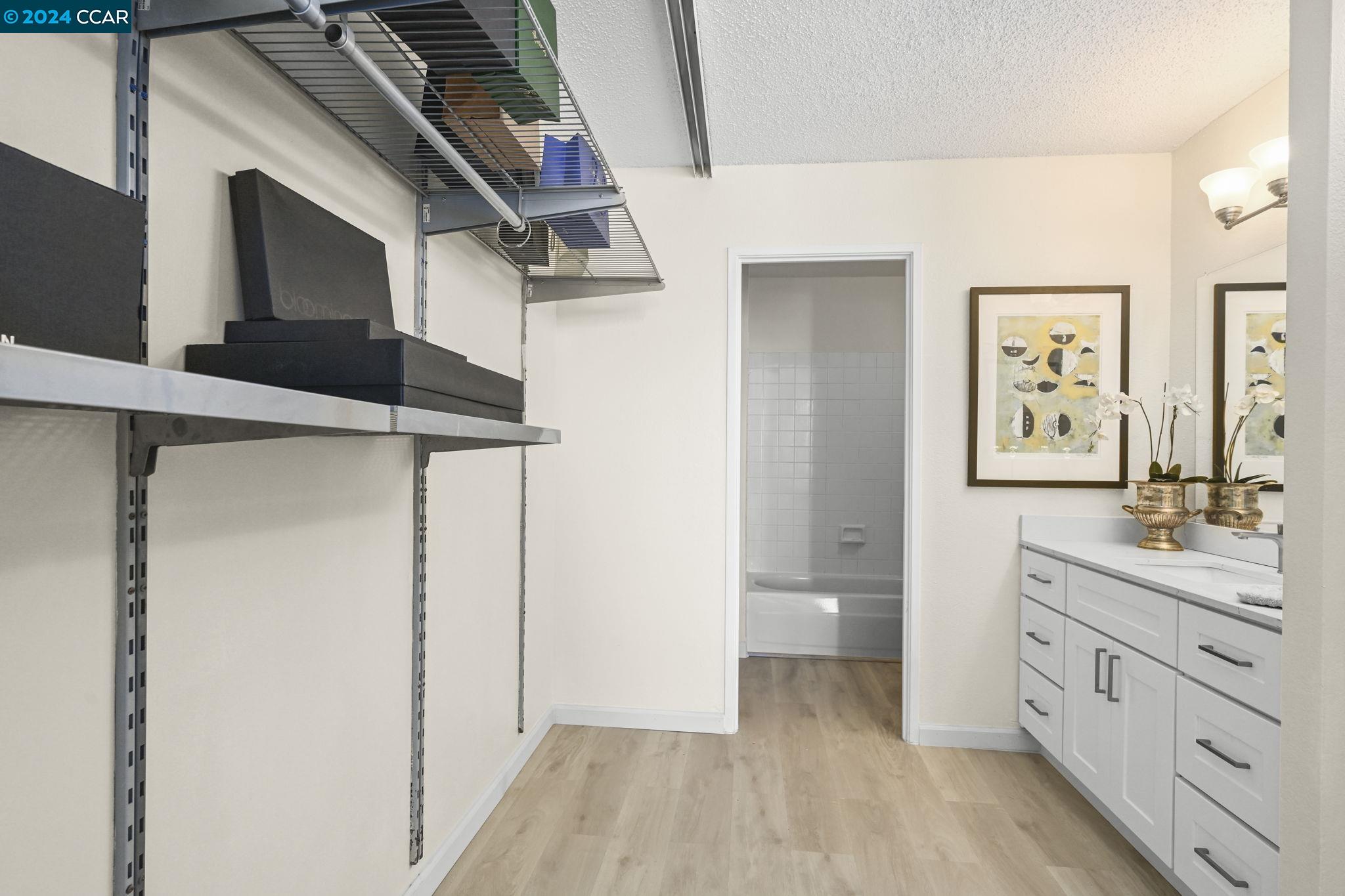 555 Pierce St # 931