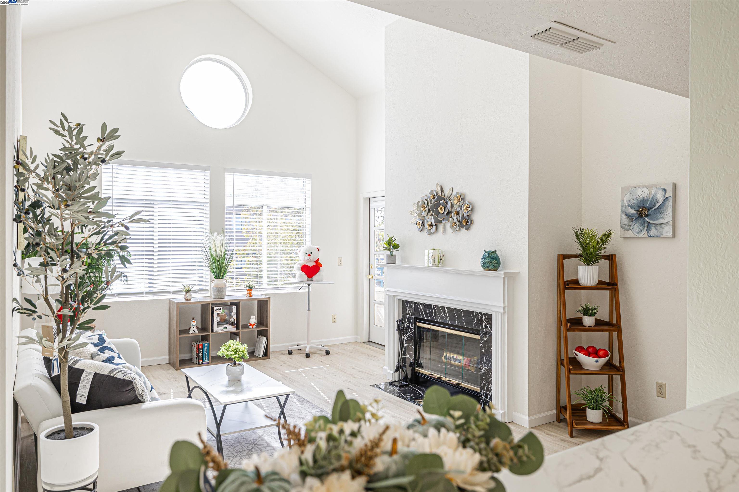 535 Pierce Street # 2310