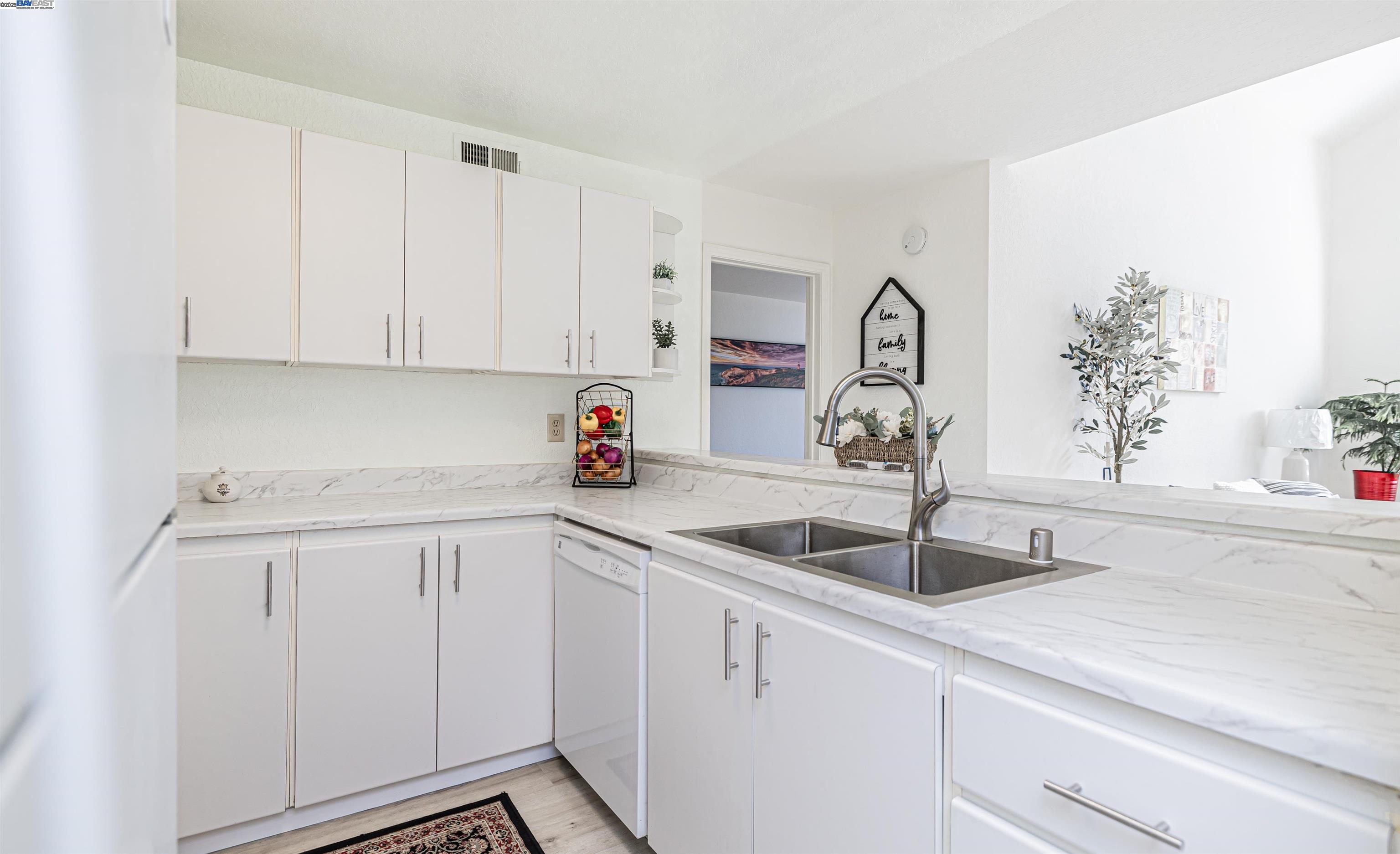 535 Pierce Street # 2310