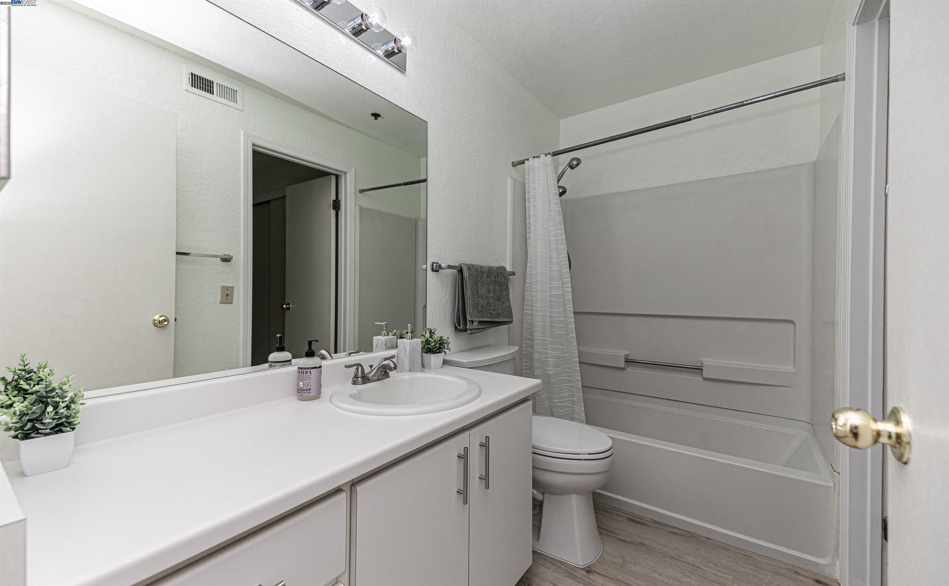 535 Pierce Street # 2310