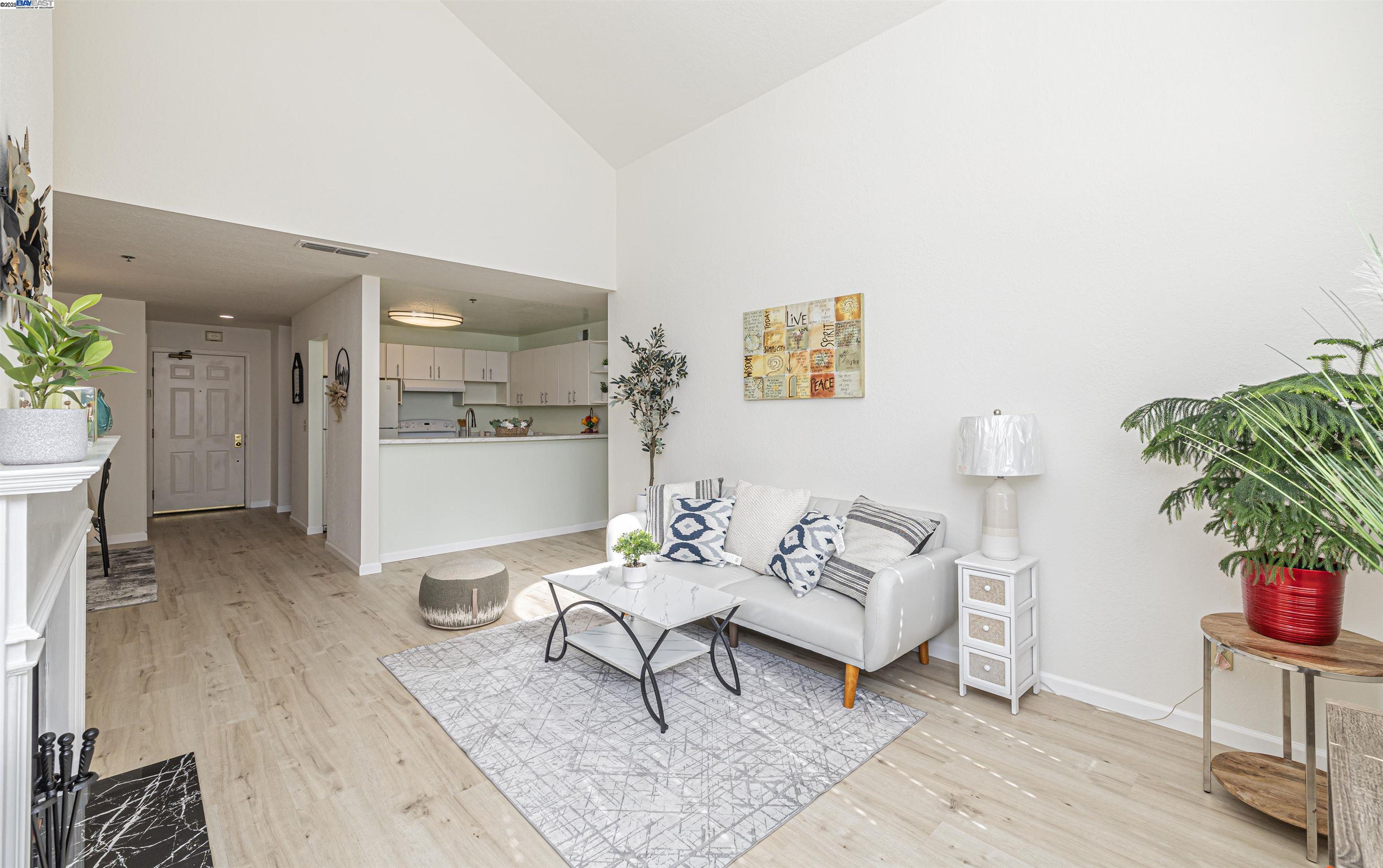 535 Pierce Street # 2310