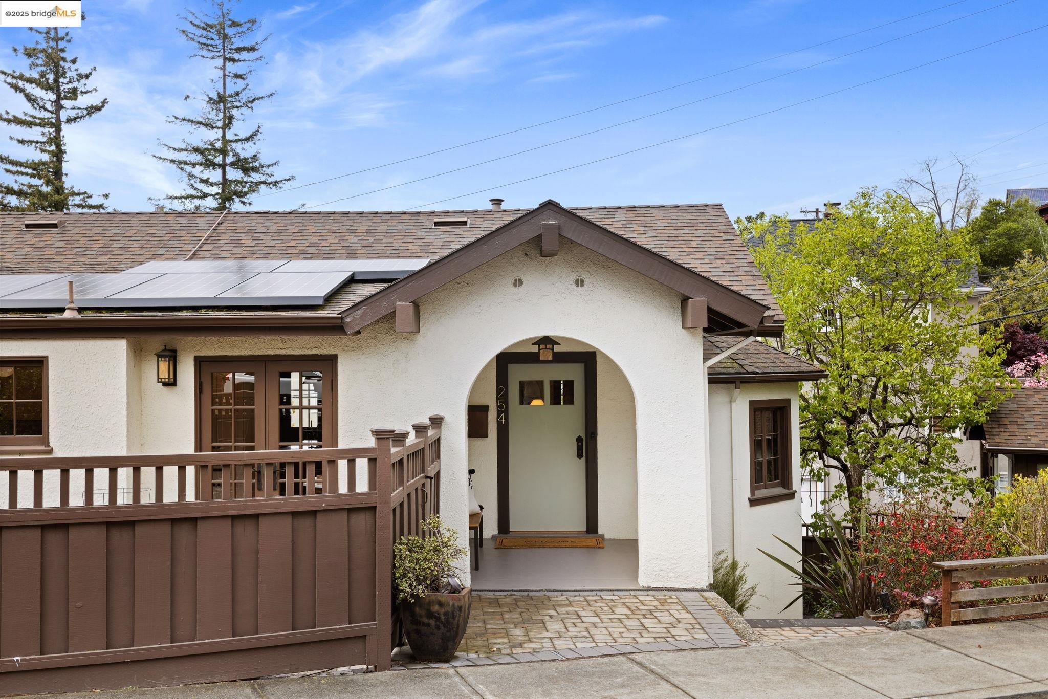 254 Hillcrest Rd
