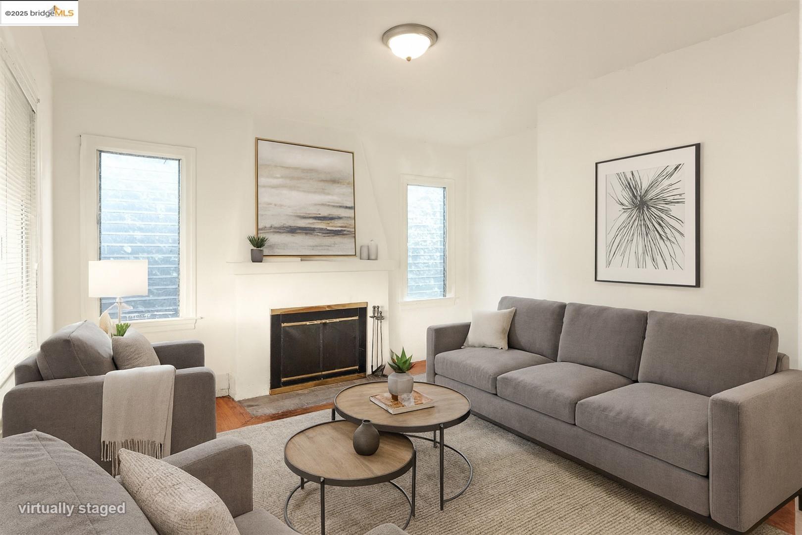 2201-2203 Spaulding Ave