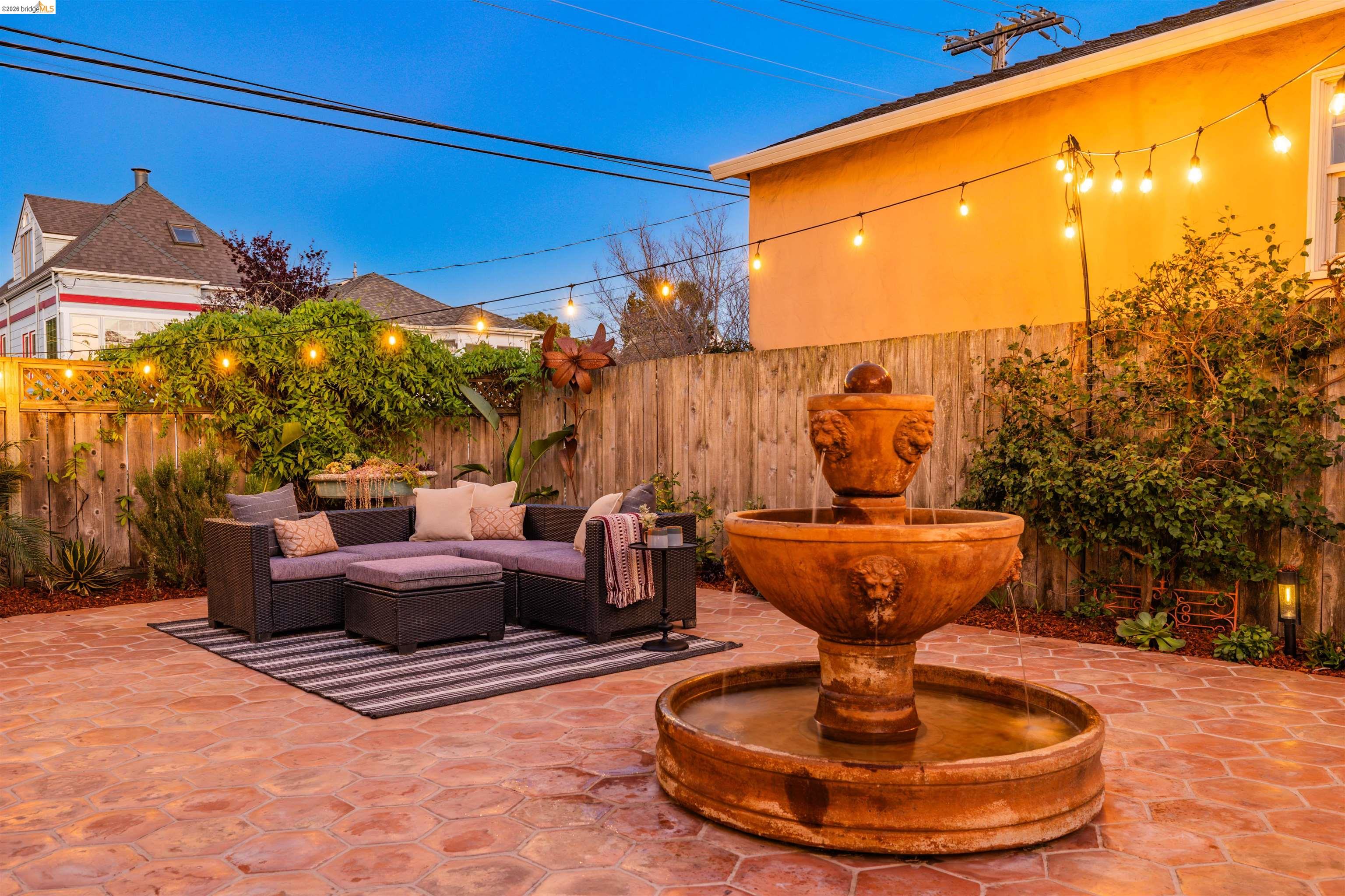 1136 Marin Ave