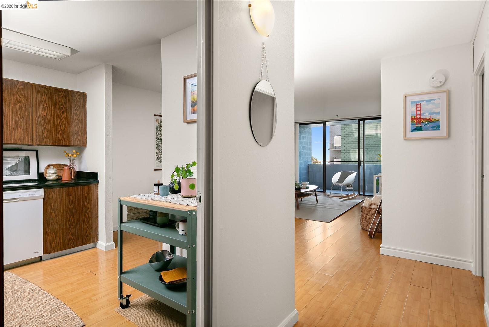 555 Pierce St # 422