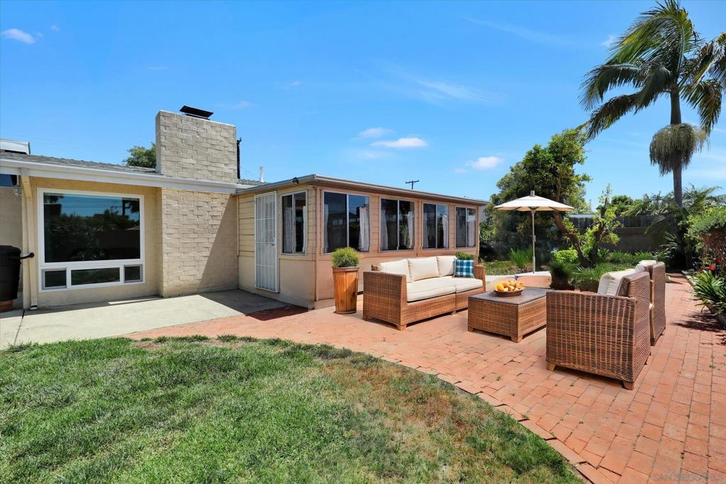 3894 Mount Blackburn