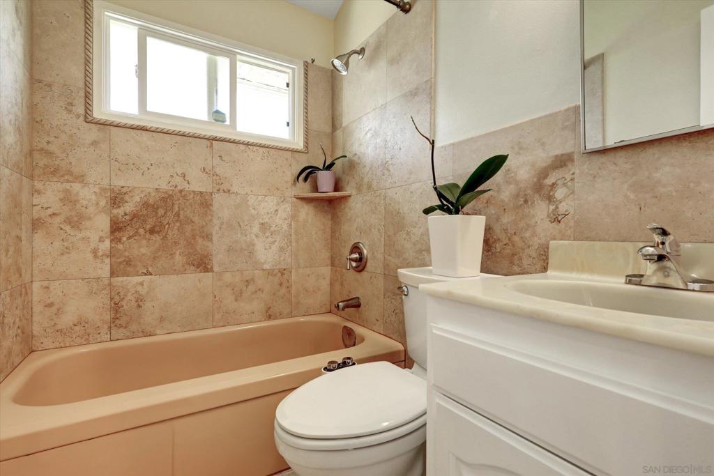 3894 Mount Blackburn