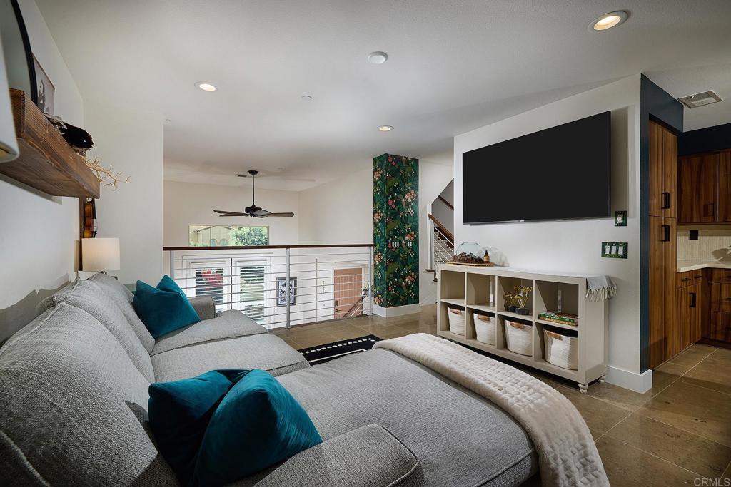 1706 Fairlead Avenue