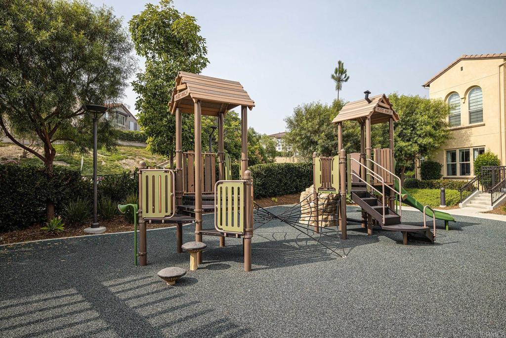 1706 Fairlead Avenue