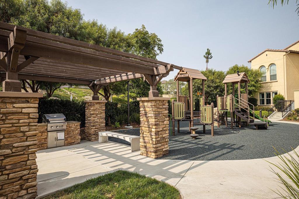 1706 Fairlead Avenue