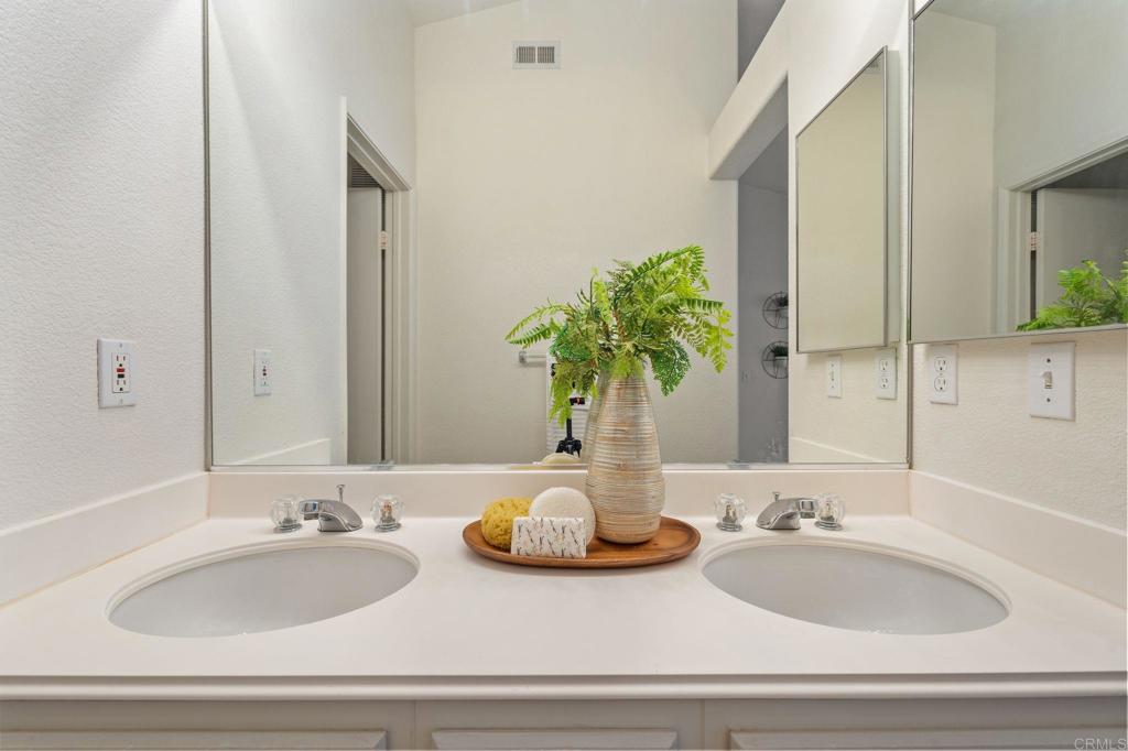 10358 Wateridge Circle 320