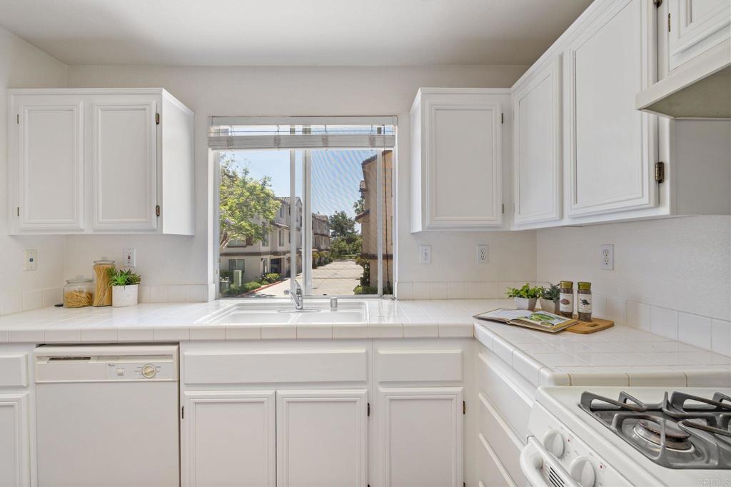 10358 Wateridge Circle 320