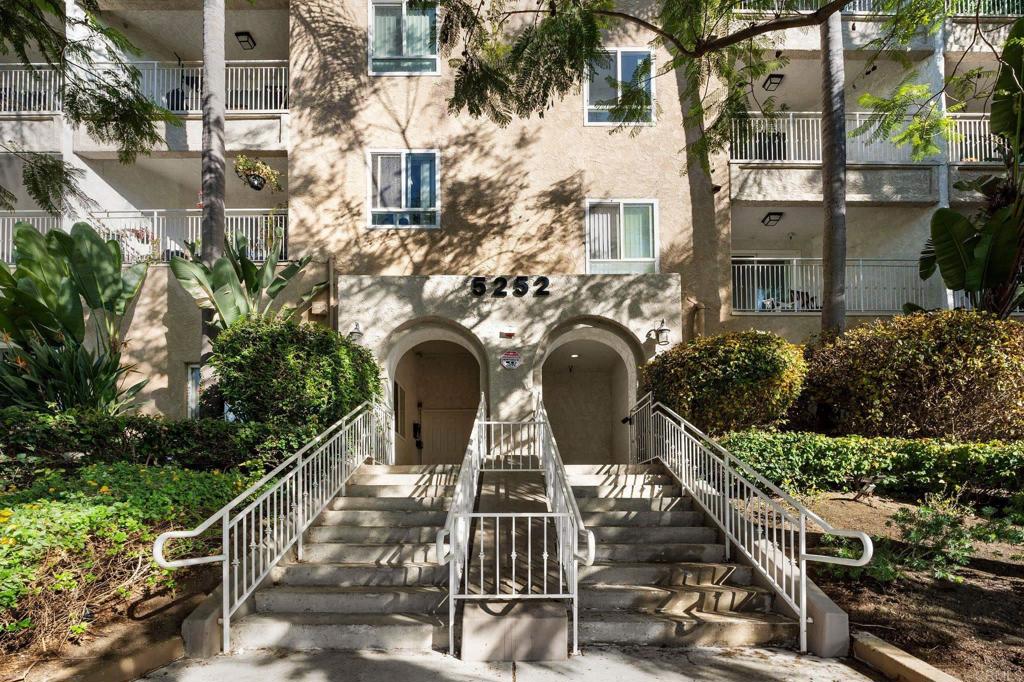 5252 Orange Avenue 111