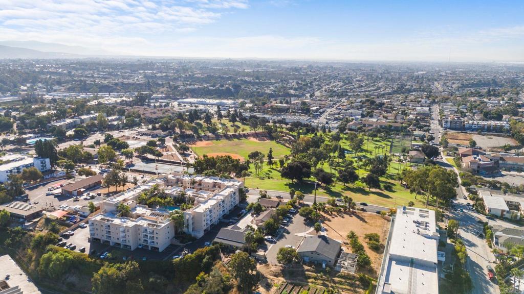 5252 Orange Avenue 111