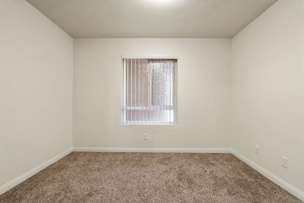 5252 Orange Avenue 111