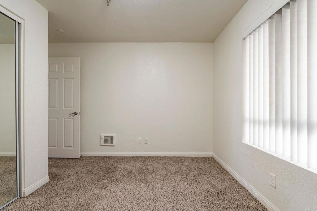 5252 Orange Avenue 111