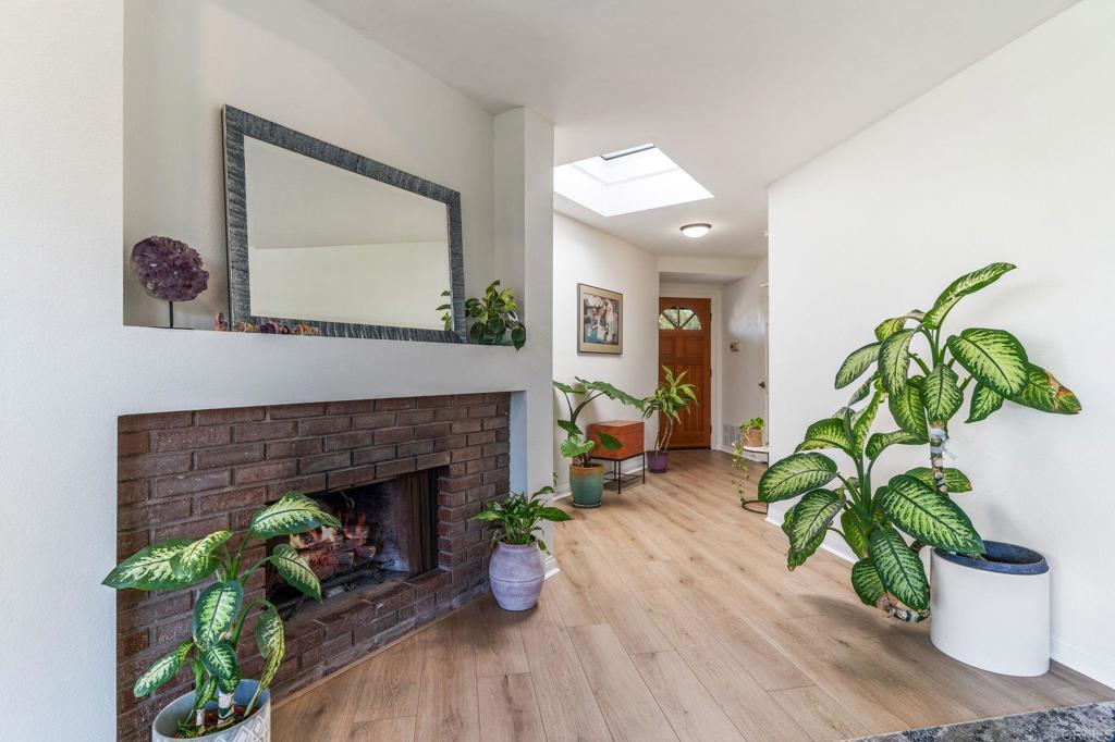 6965 Sandpiper Place