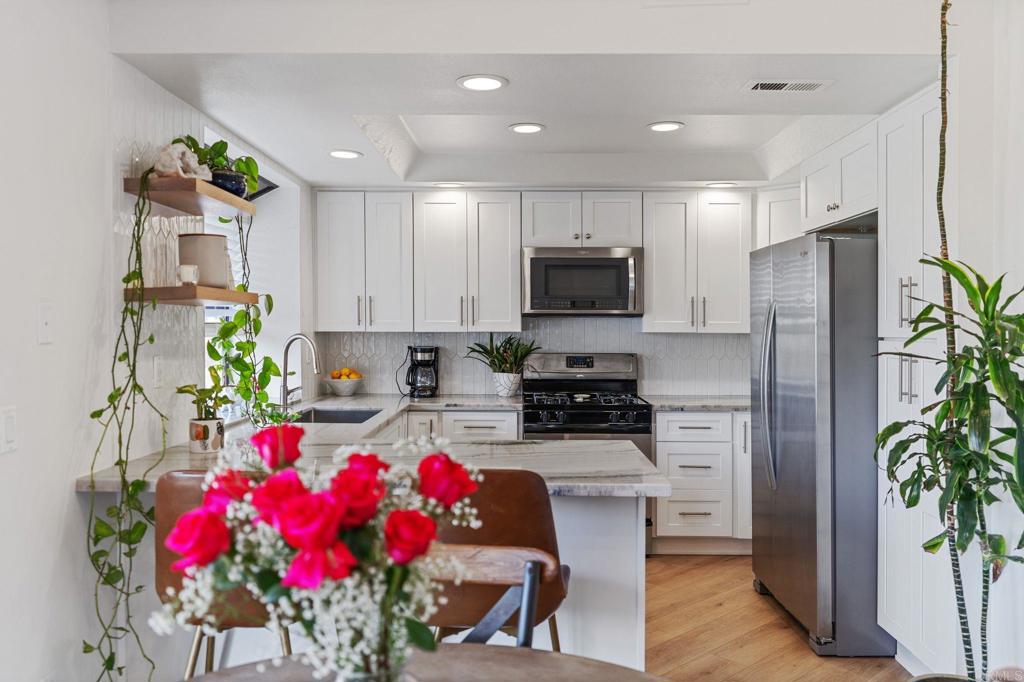 6965 Sandpiper Place