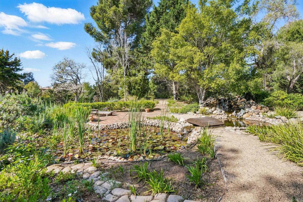 5467 El Camino Del Norte