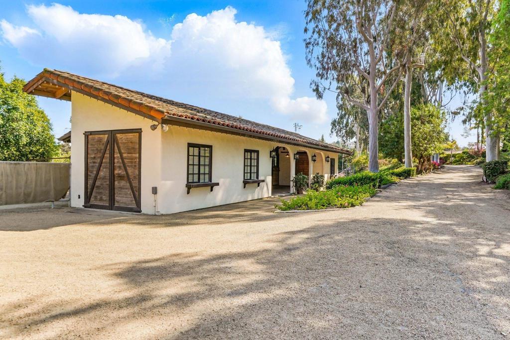 5467 El Camino Del Norte