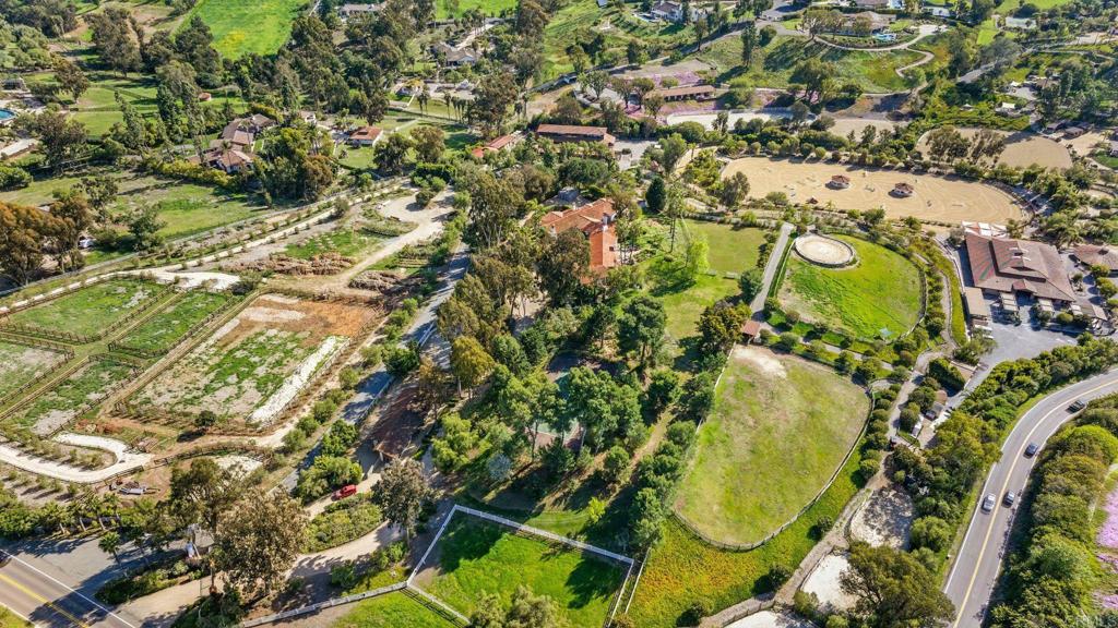 5467 El Camino Del Norte