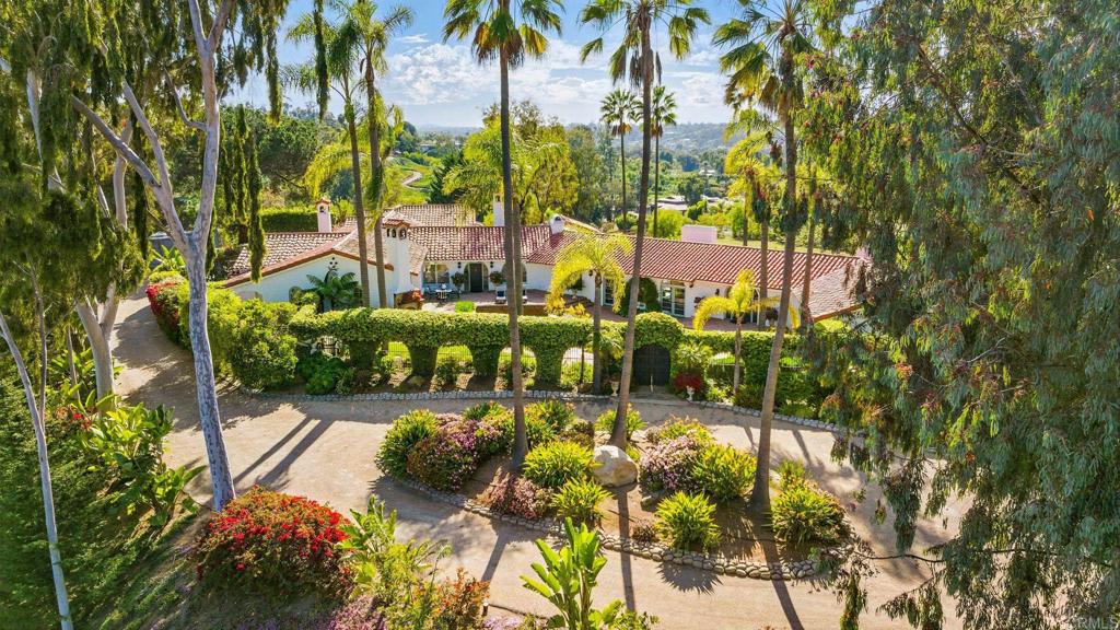 5467 El Camino Del Norte