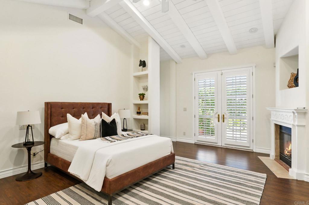 5467 El Camino Del Norte