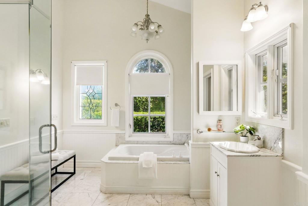 5467 El Camino Del Norte