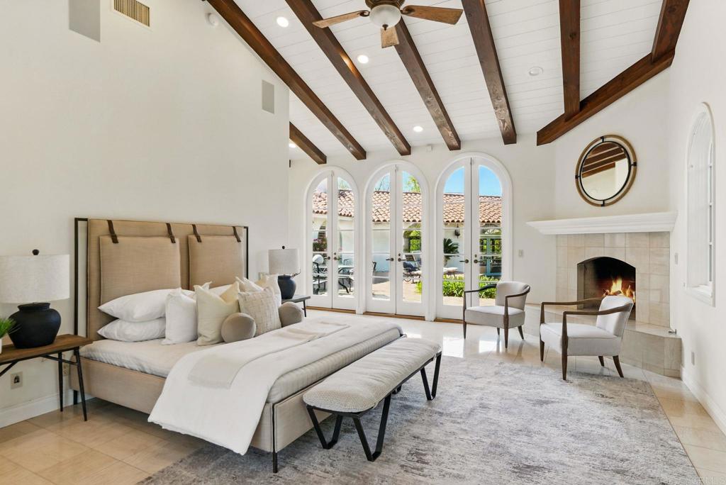 5467 El Camino Del Norte