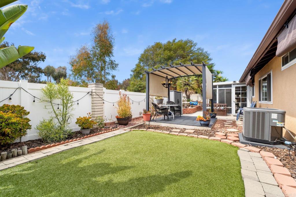 3205 Camarillo Avenue