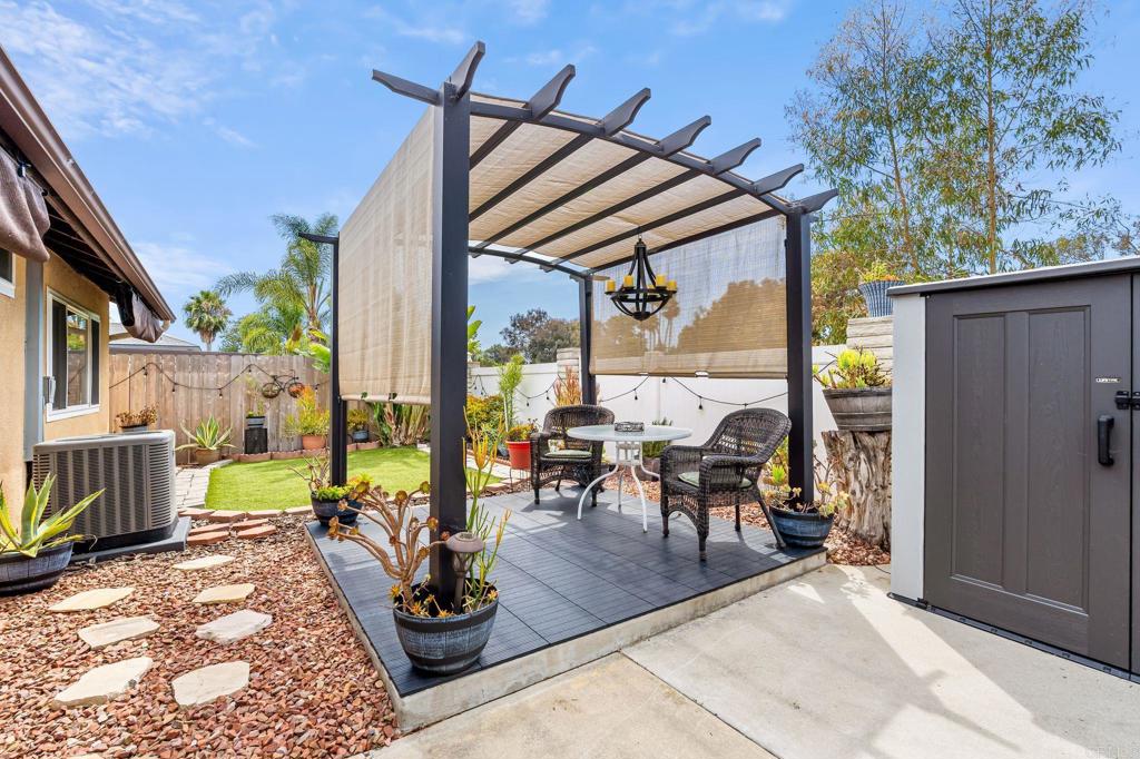 3205 Camarillo Avenue