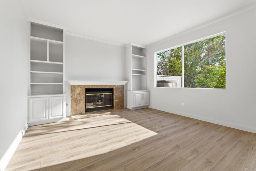 12327 Cornwallis Square
