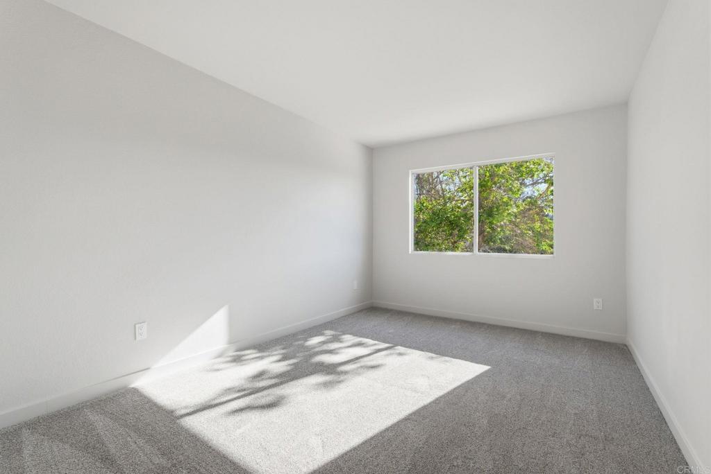 12327 Cornwallis Square