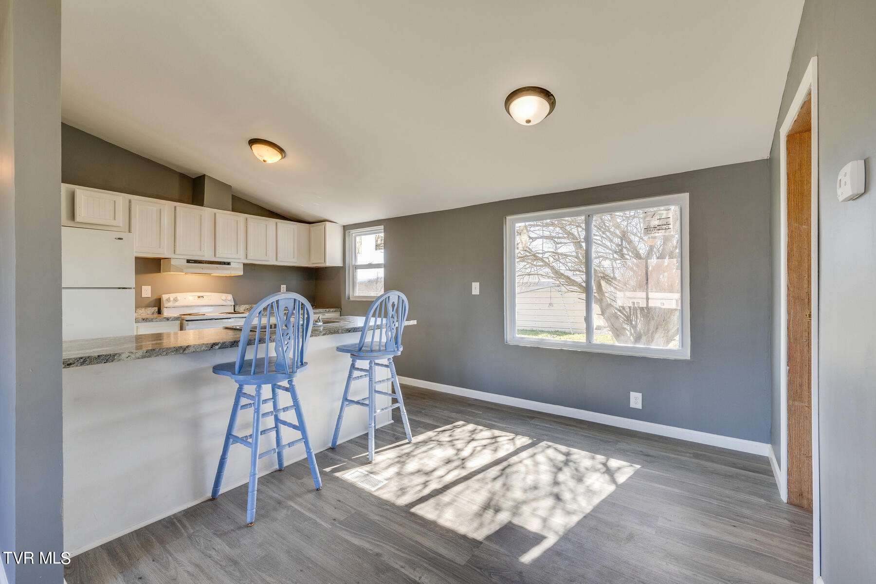 423 Rambling Road