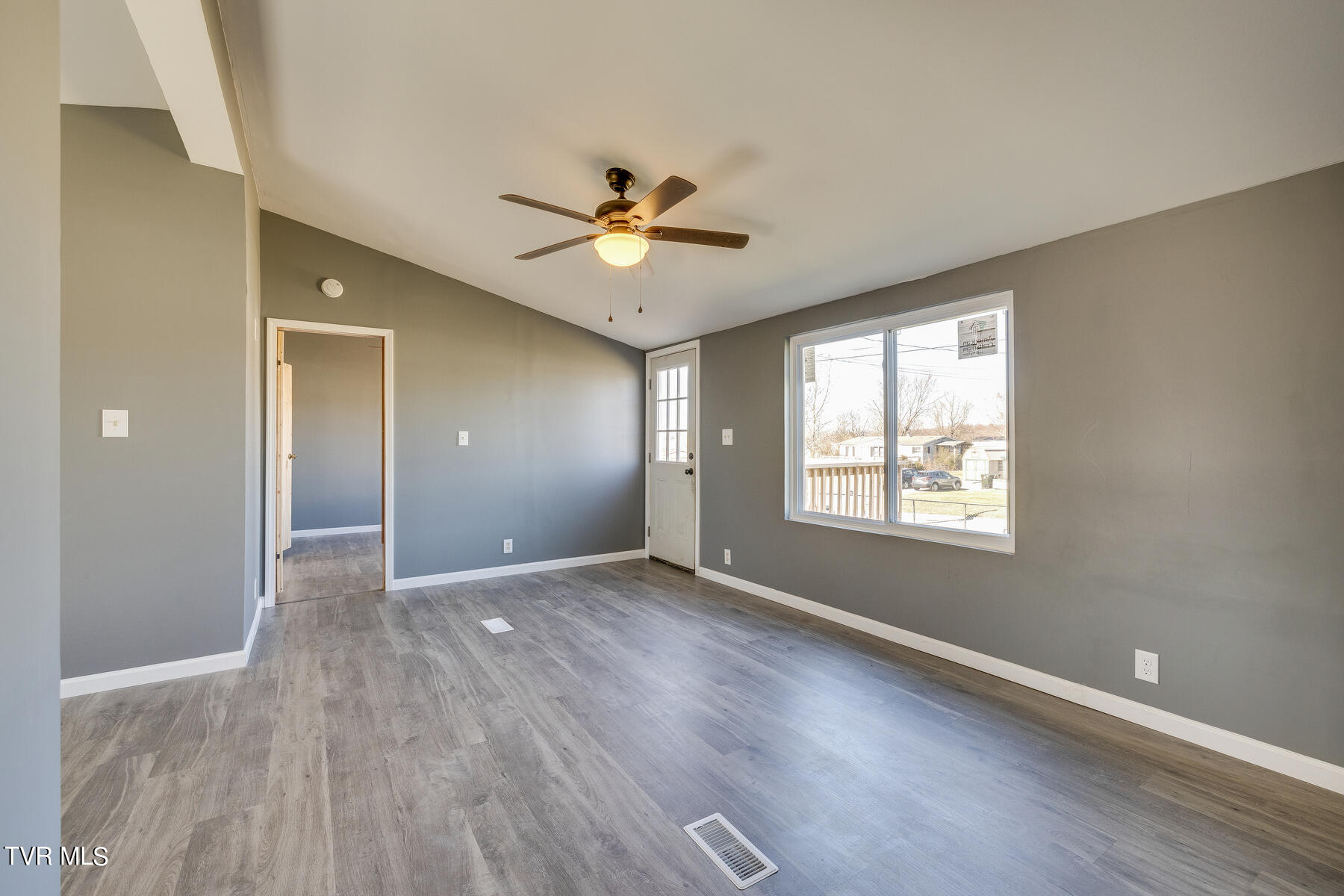 423 Rambling Road