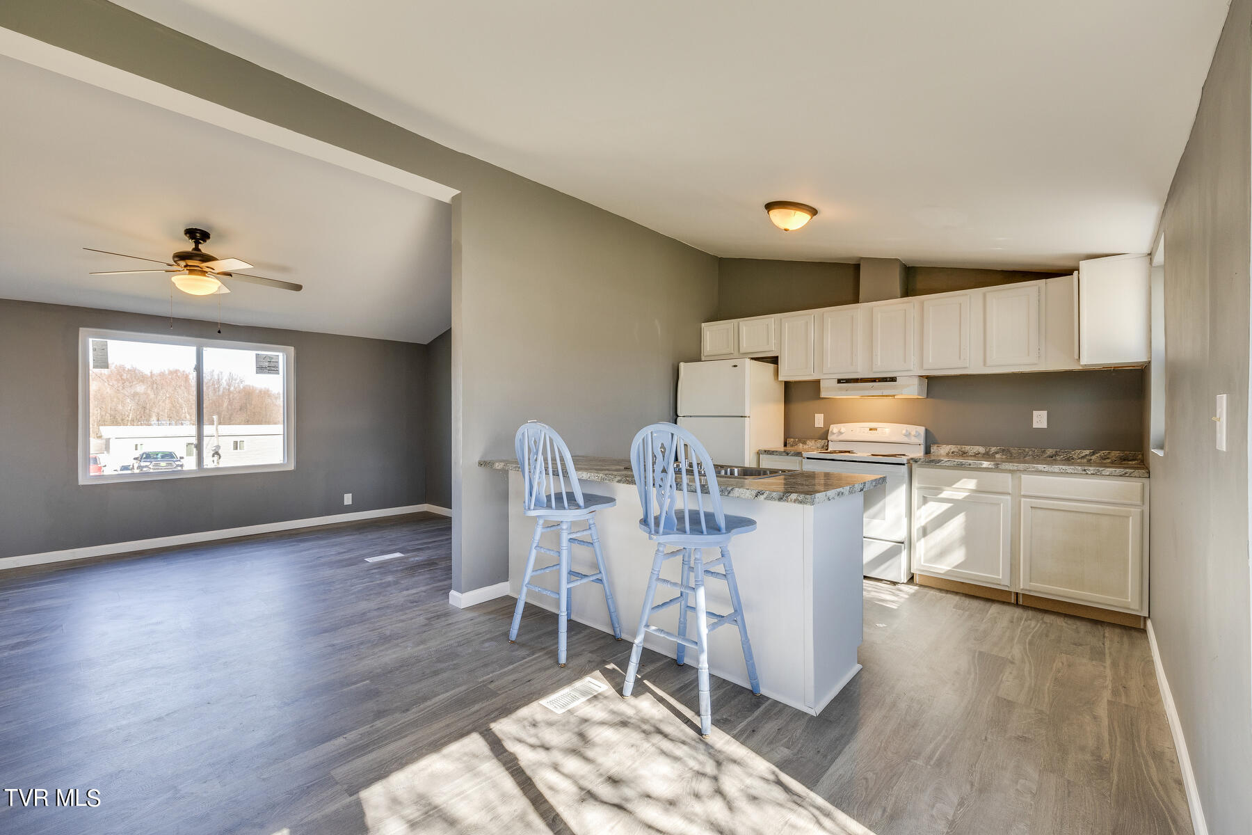 423 Rambling Road