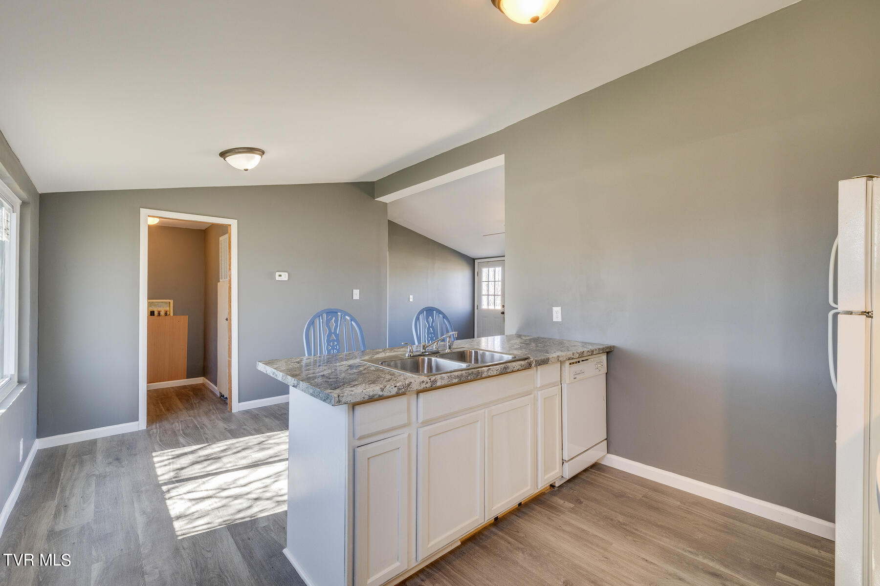 423 Rambling Road