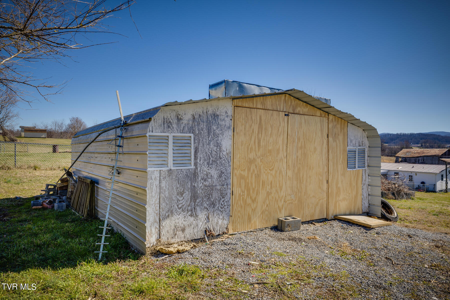 423 Rambling Road