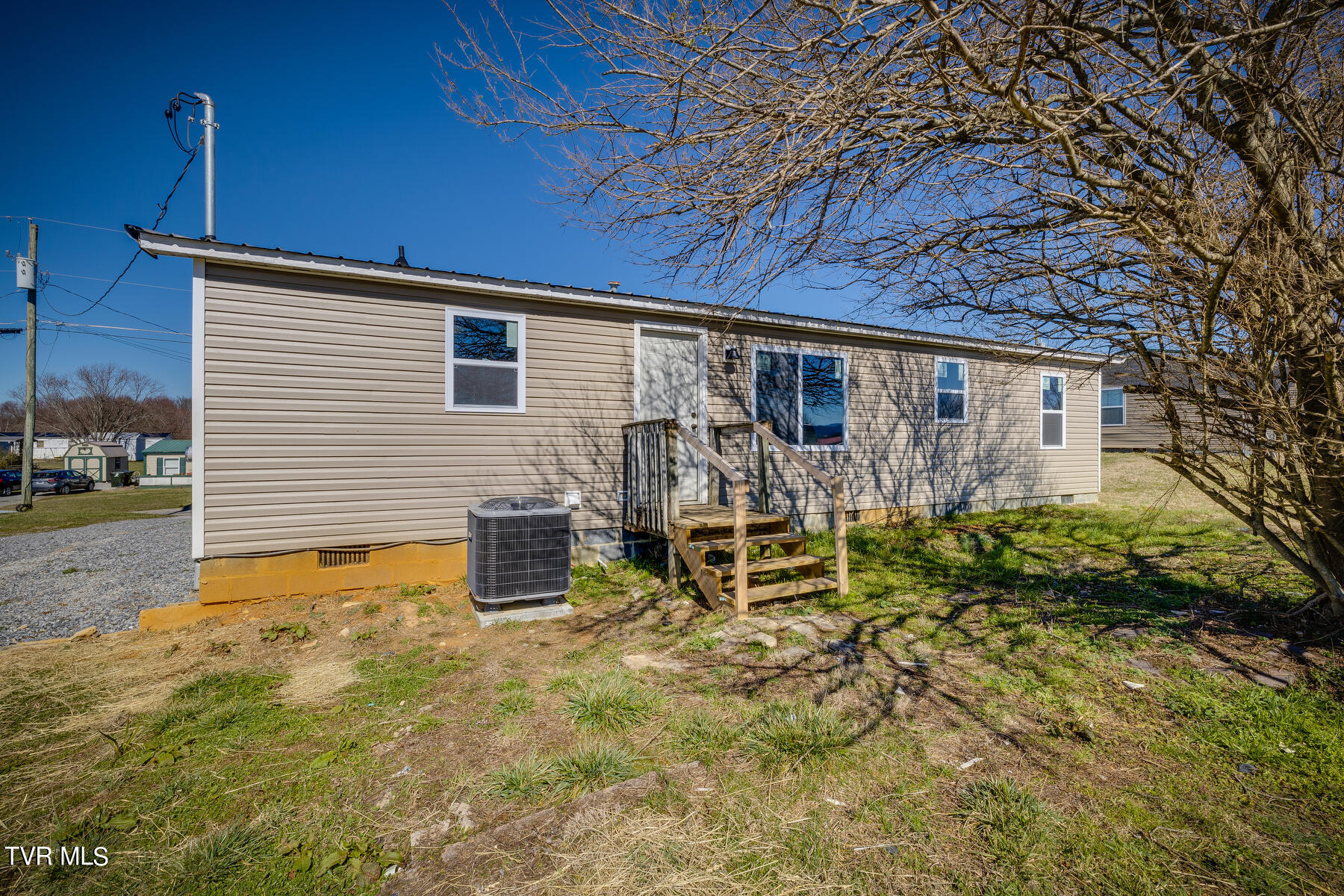 423 Rambling Road
