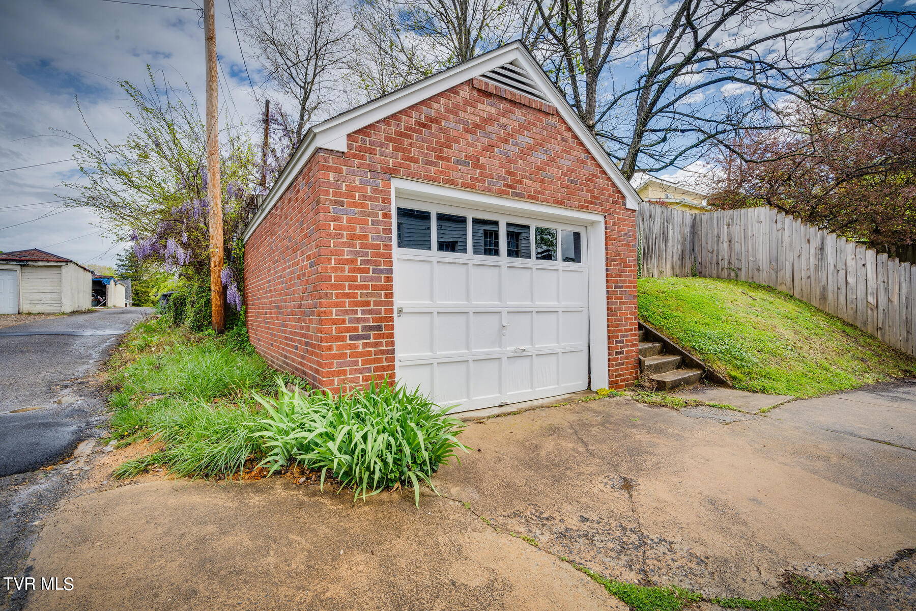 1002 Wateree Street