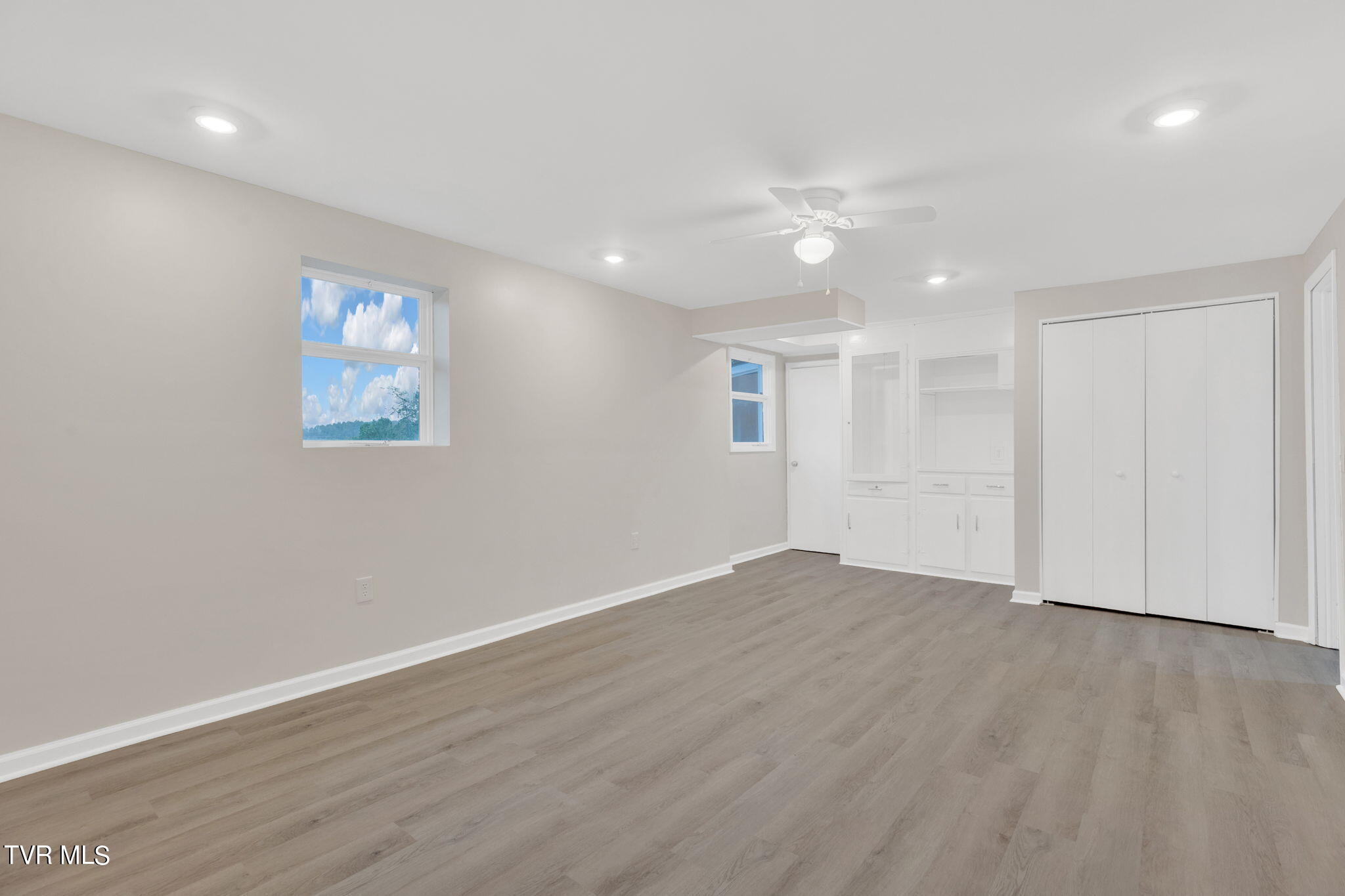 144 Lone Oak Drive