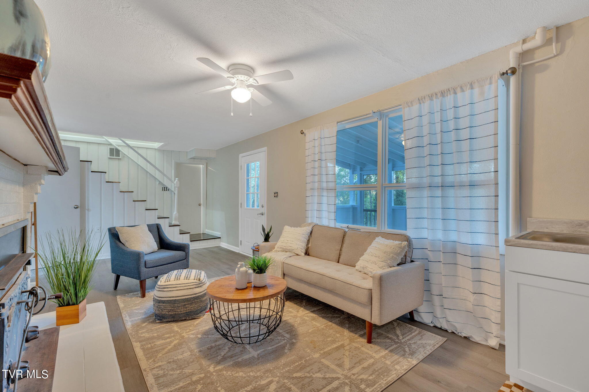 144 Lone Oak Drive